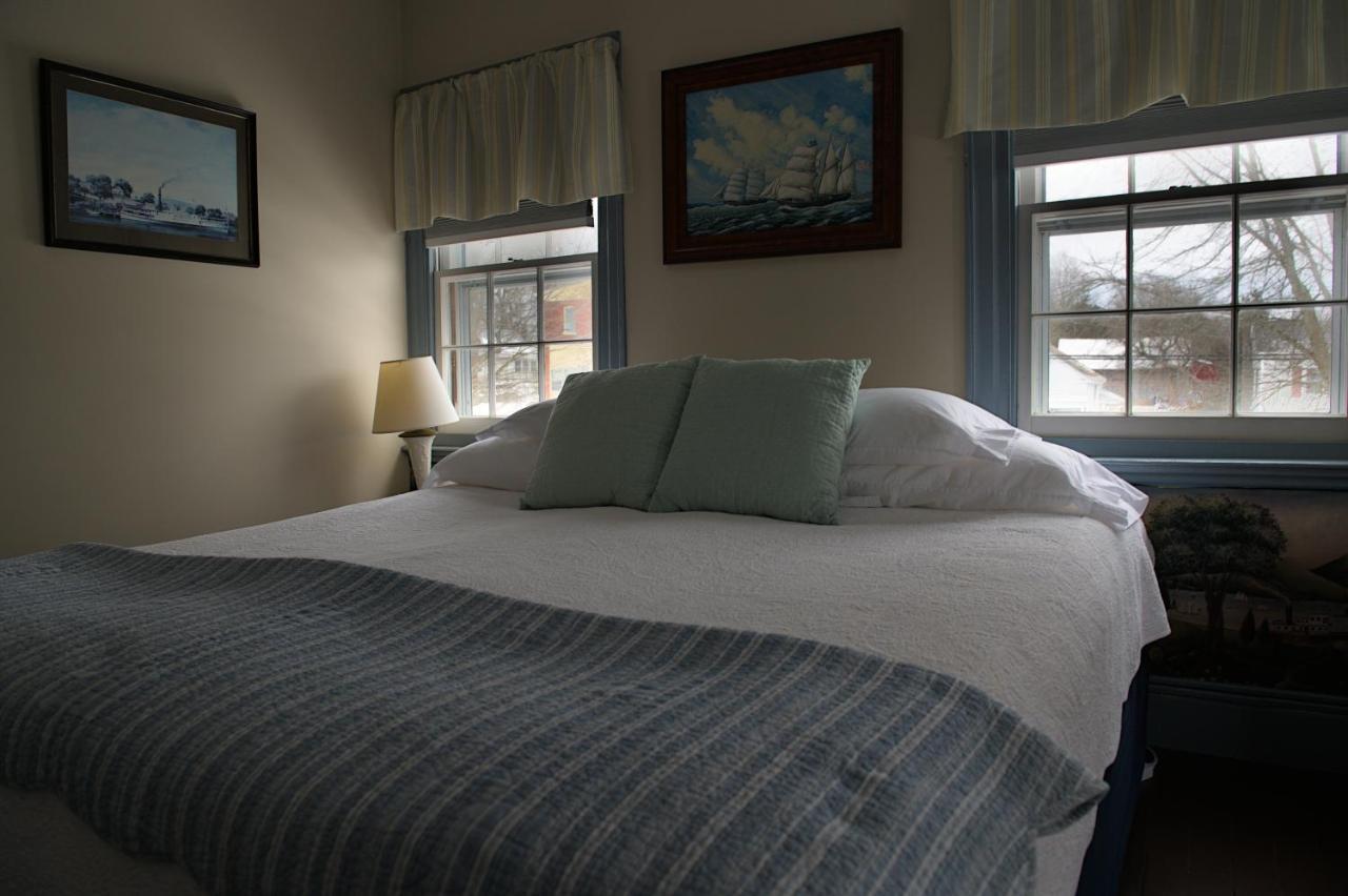 Shoreham Inn Bed & Breakfast Buitenkant foto